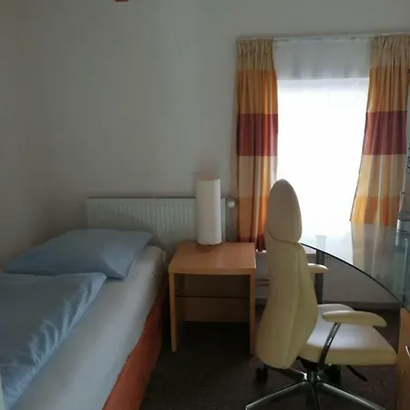 Hostel Fair Living Homes *